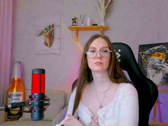 -Lovely Live Webcam on BongaCams
