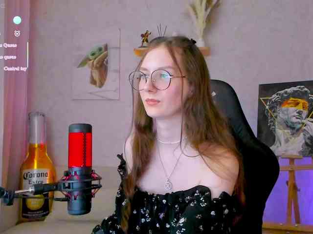 KiraRumGirl webcam