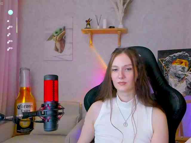 KiraRumGirl webcam