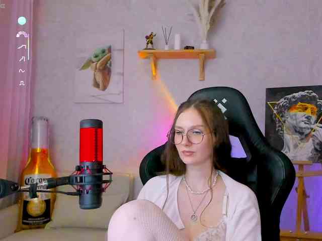 KiraRumGirl webcam