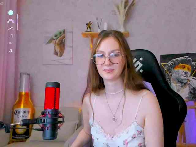 KiraRumGirl webcam