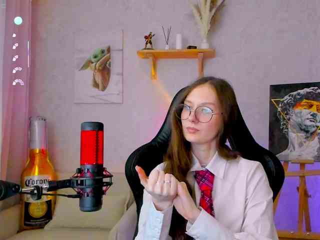 KiraRumGirl webcam