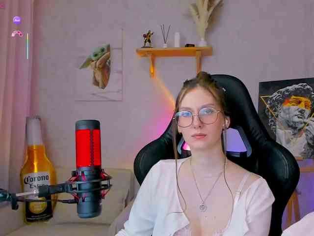 KiraRumGirl
