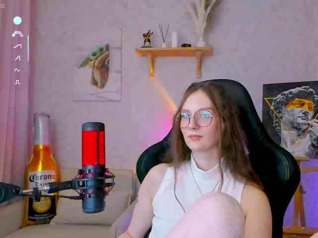 KiraRumGirl webcam