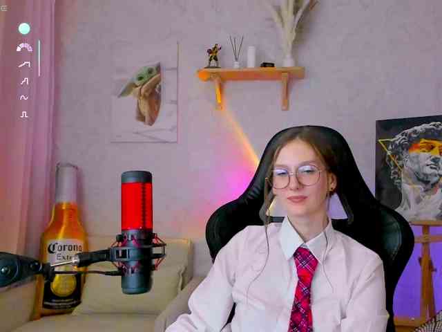 KiraRumGirl webcam