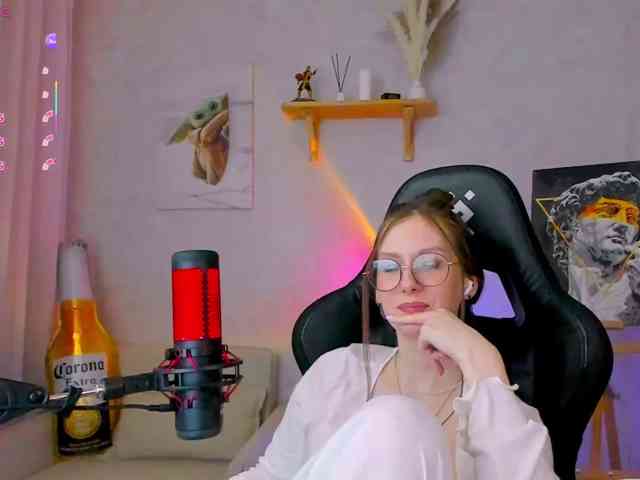 KiraRumGirl