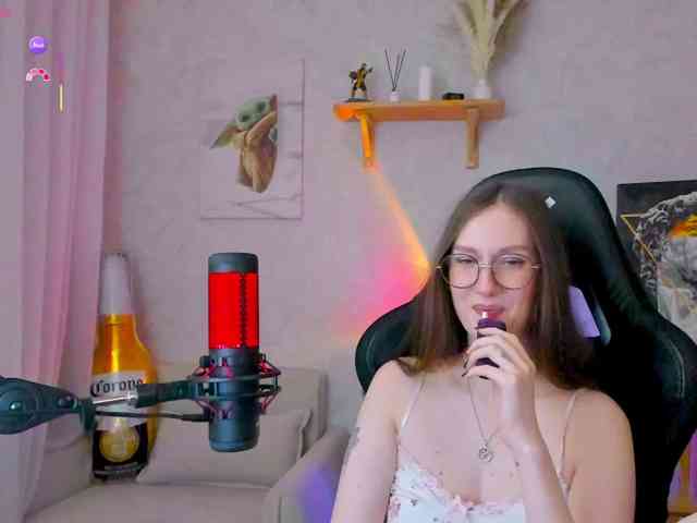KiraRumGirl