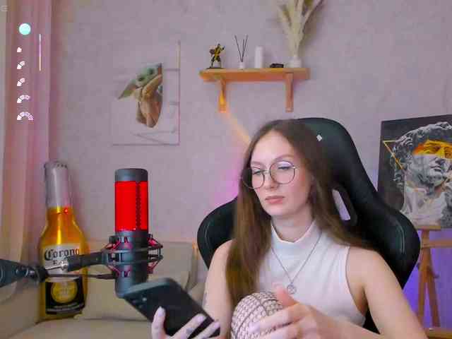 KiraRumGirl webcam