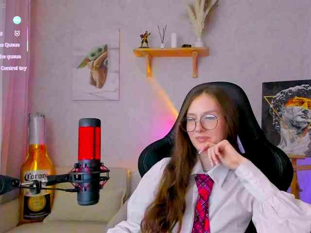 Модель: KiraRumGirl