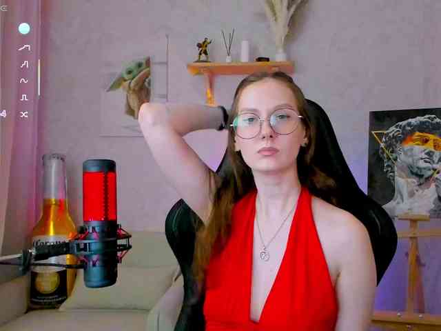 KiraRumGirl webcam