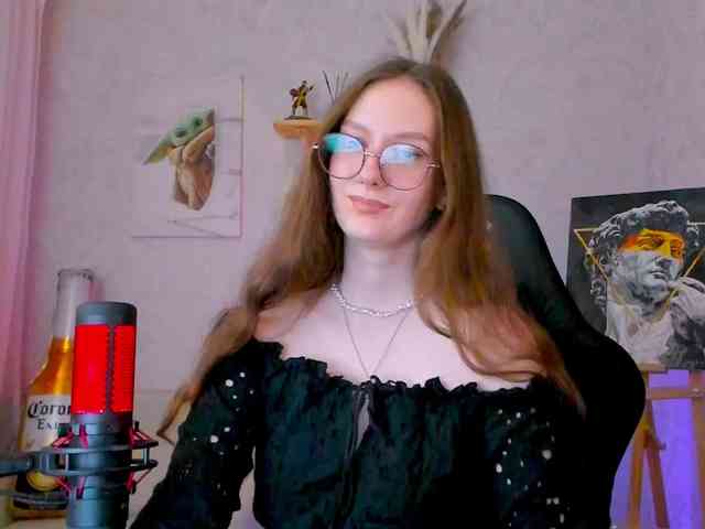 Модель: KiraRumGirl