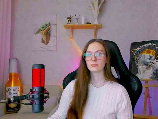 KiraRumGirl webcam