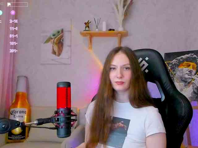 KiraRumGirl webcam