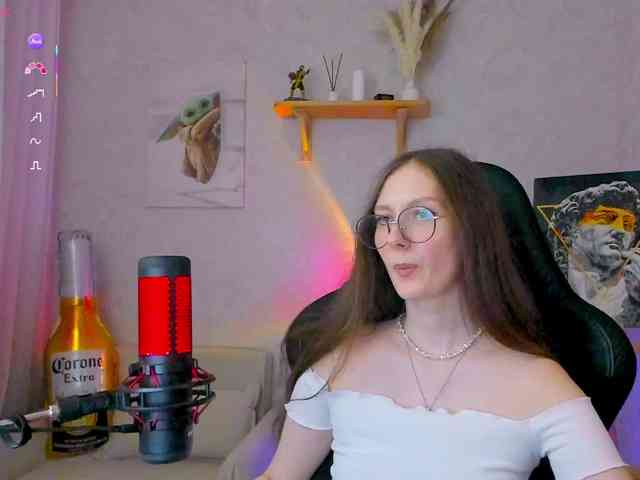 KiraRumGirl webcam