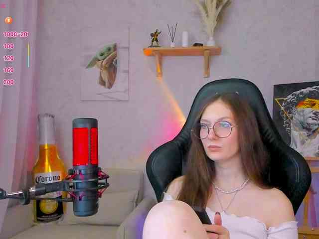 KiraRumGirl webcam