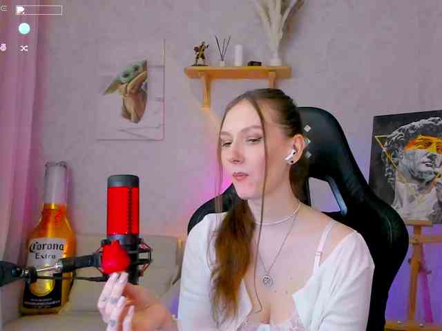 KiraRumGirl webcam