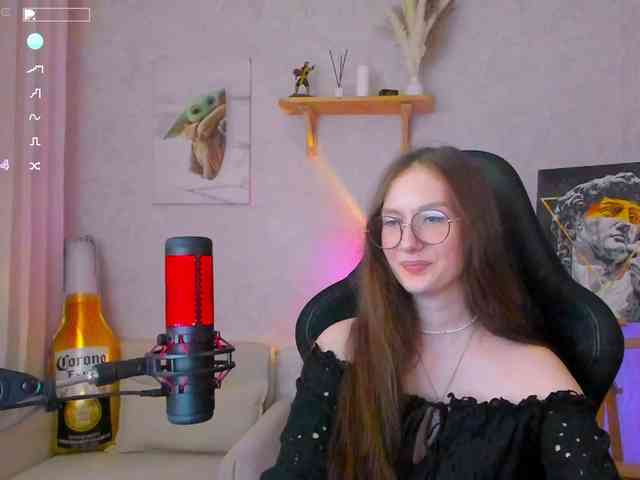 KiraRumGirl webcam