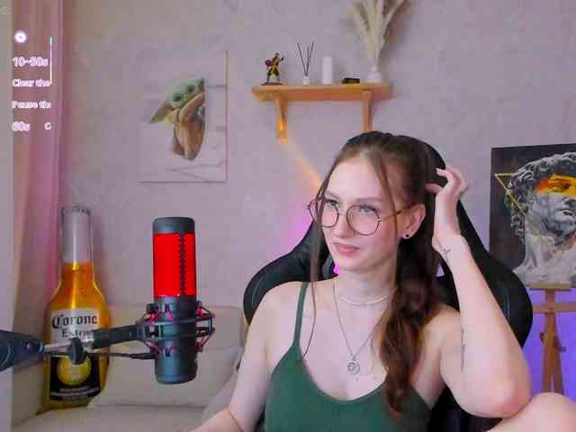 KiraRumGirl webcam
