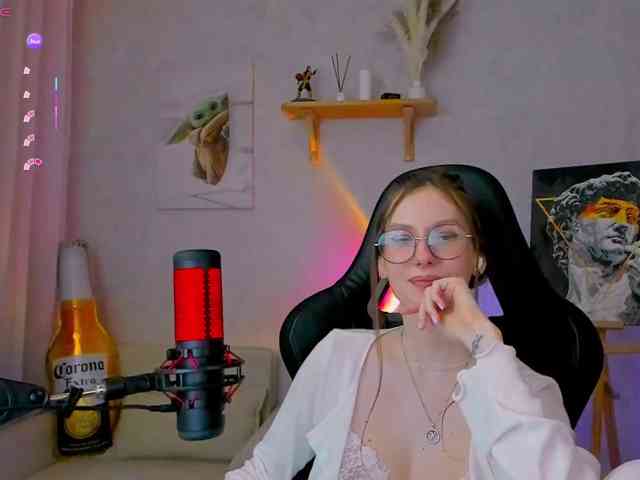 KiraRumGirl
