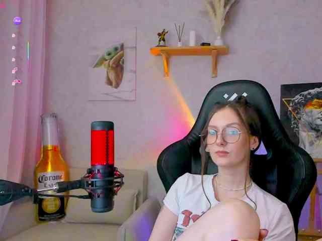 KiraRumGirl
