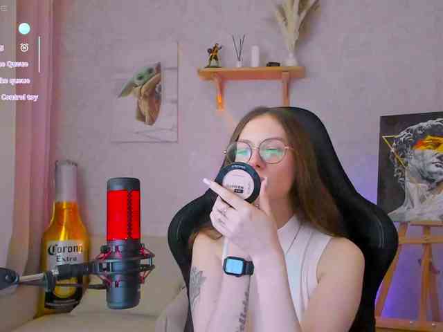 KiraRumGirl webcam