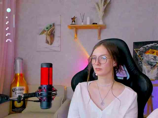 KiraRumGirl
