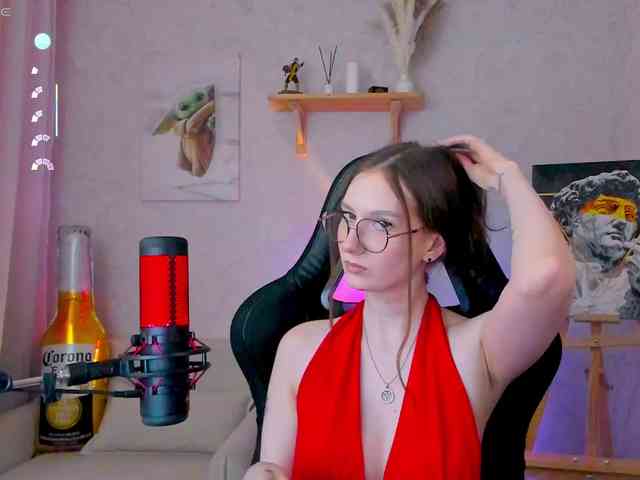 KiraRumGirl webcam