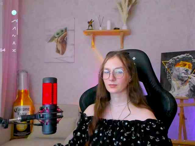 Модель: KiraRumGirl