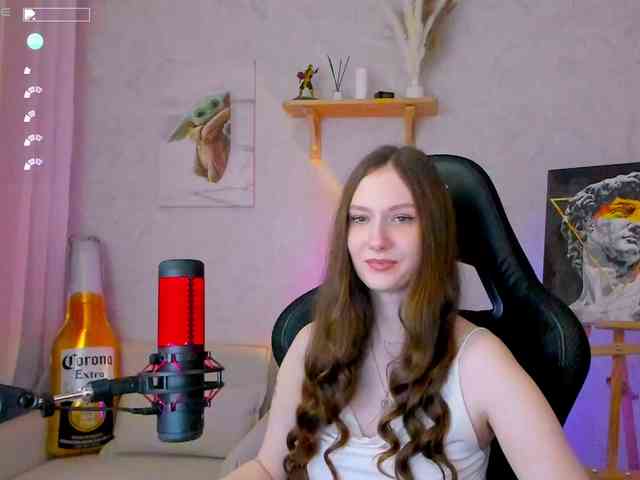 KiraRumGirl webcam