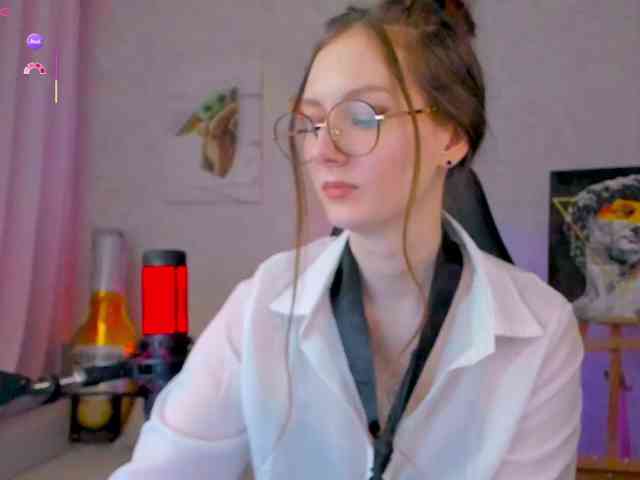 KiraRumGirl webcam