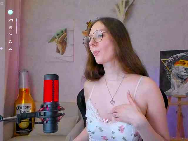 KiraRumGirl webcam