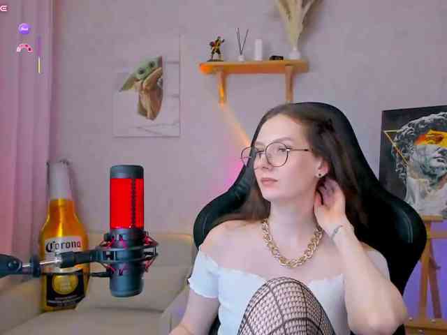 KiraRumGirl