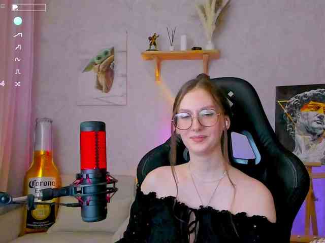 KiraRumGirl