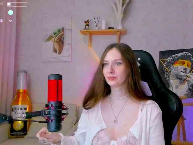 KiraRumGirl webcam