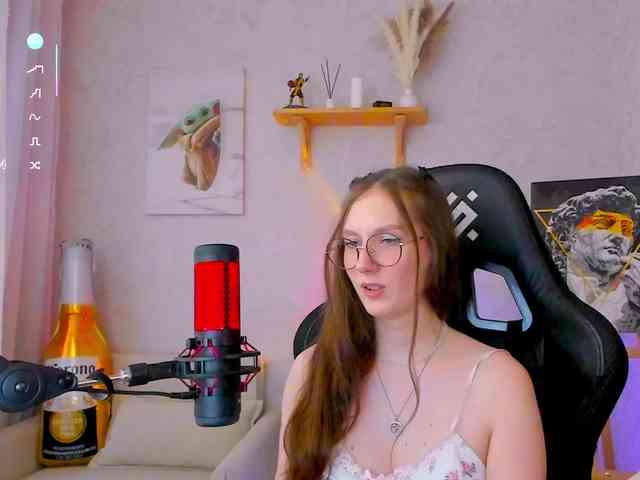 Модель: KiraRumGirl