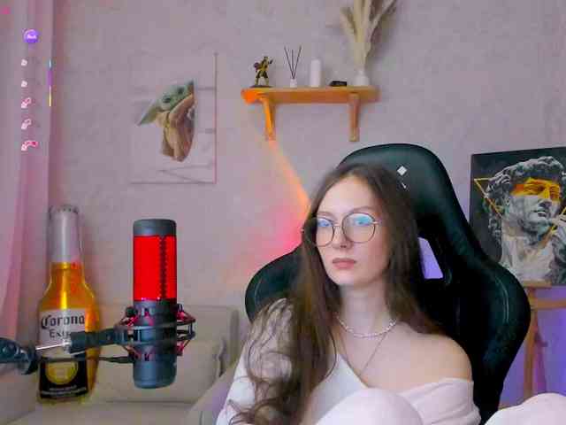 KiraRumGirl