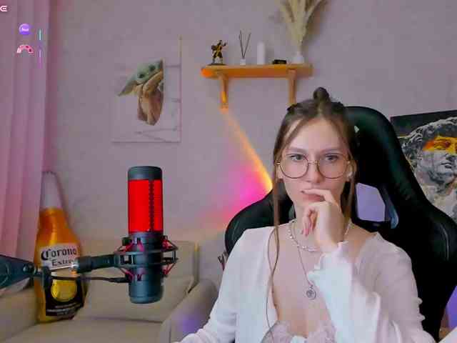 KiraRumGirl