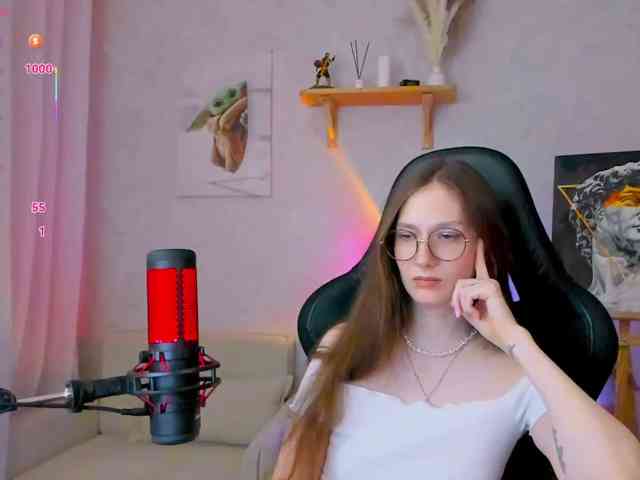 KiraRumGirl