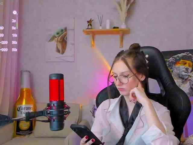 KiraRumGirl