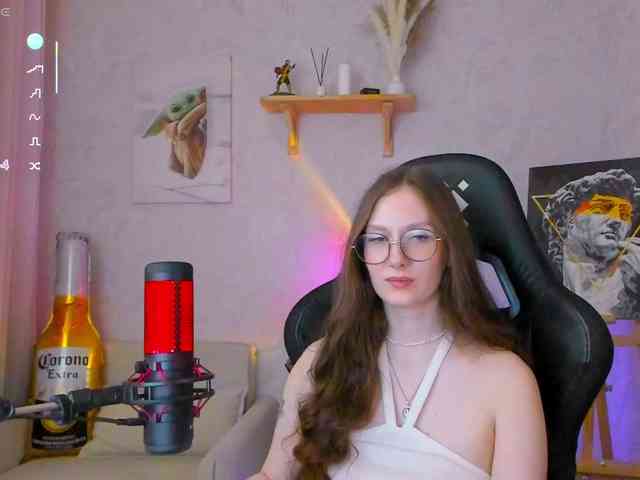 KiraRumGirl webcam