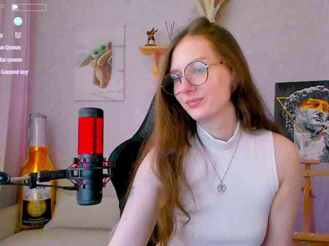 KiraRumGirl webcam