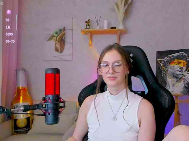KiraRumGirl webcam