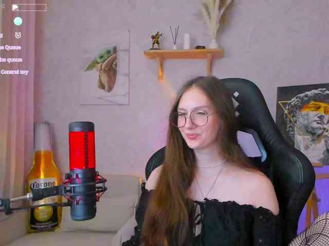 KiraRumGirl webcam