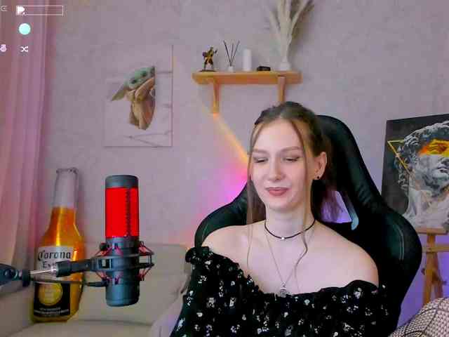 KiraRumGirl webcam