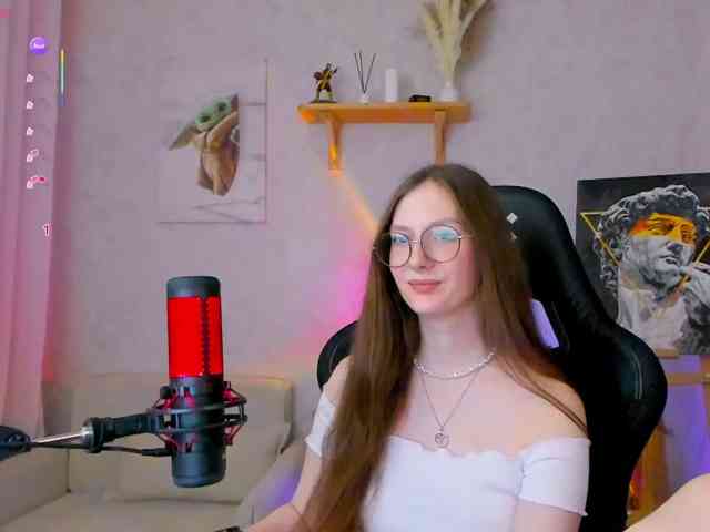 KiraRumGirl