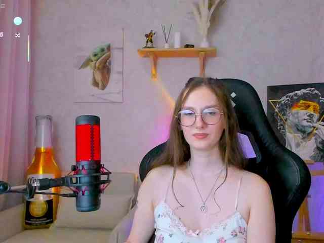 KiraRumGirl webcam