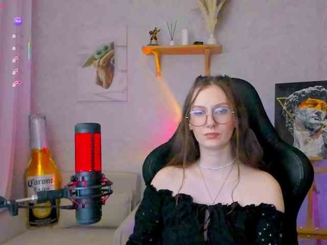 KiraRumGirl