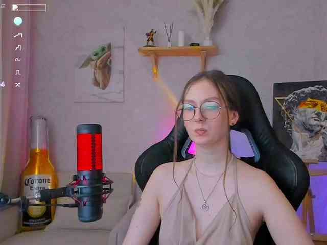 KiraRumGirl