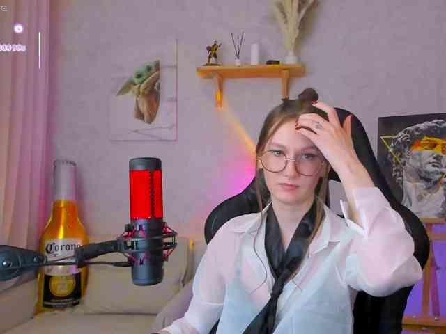 KiraRumGirl webcam