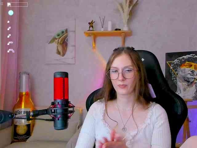 KiraRumGirl webcam